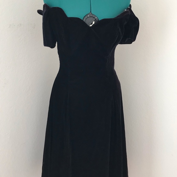 SOLDGorgeous purple/brown vintage velvet dress - Picture 2 of 8